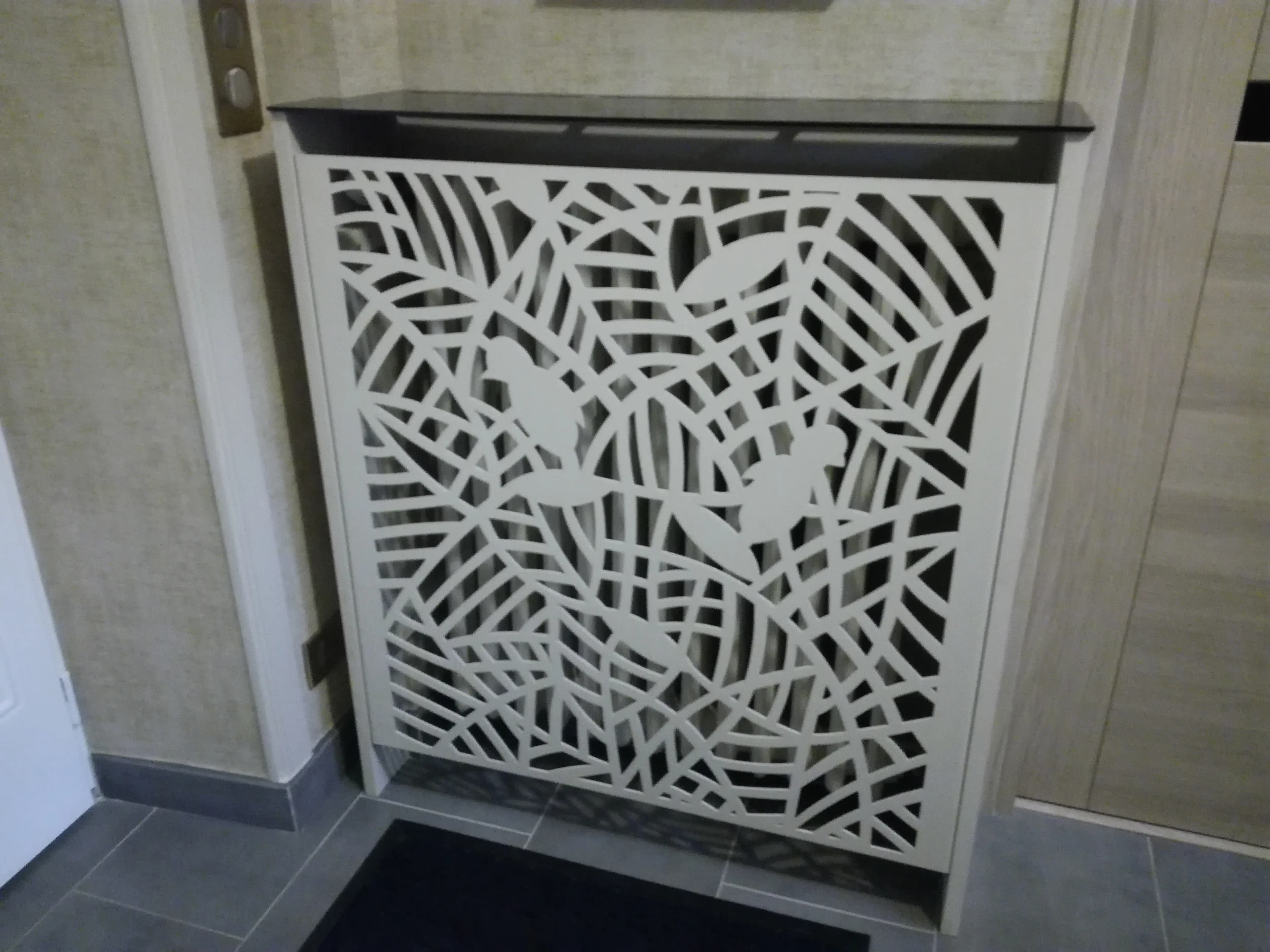 Cache radiateur